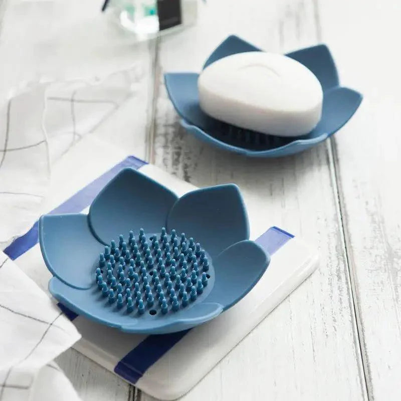 Soap Box Lotus Shape Non-slip Portable Silicone for Water Draining Solid Color Draining Soap Dish Bathroom Accessories otus Flowers Soap Dish with Drain Silicon Soap Holder Non-Slip Flexible Soap Tray for Bathroom Shower